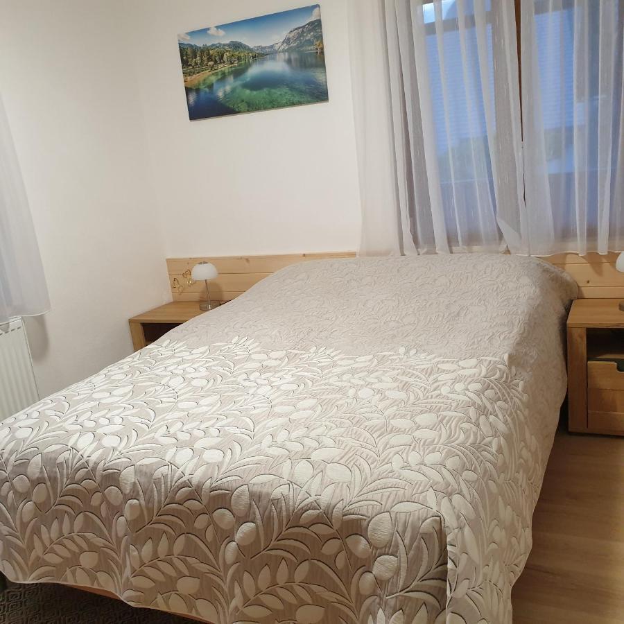 Apartmaji Pri Medvedu Bohinj ภายนอก รูปภาพ